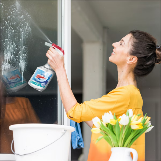 Windex Vinegar Window and Glass Cleaner Refill Bottle - 67.6 fl oz: Dye-Free, Paraben-Free, Phosphorus-Free